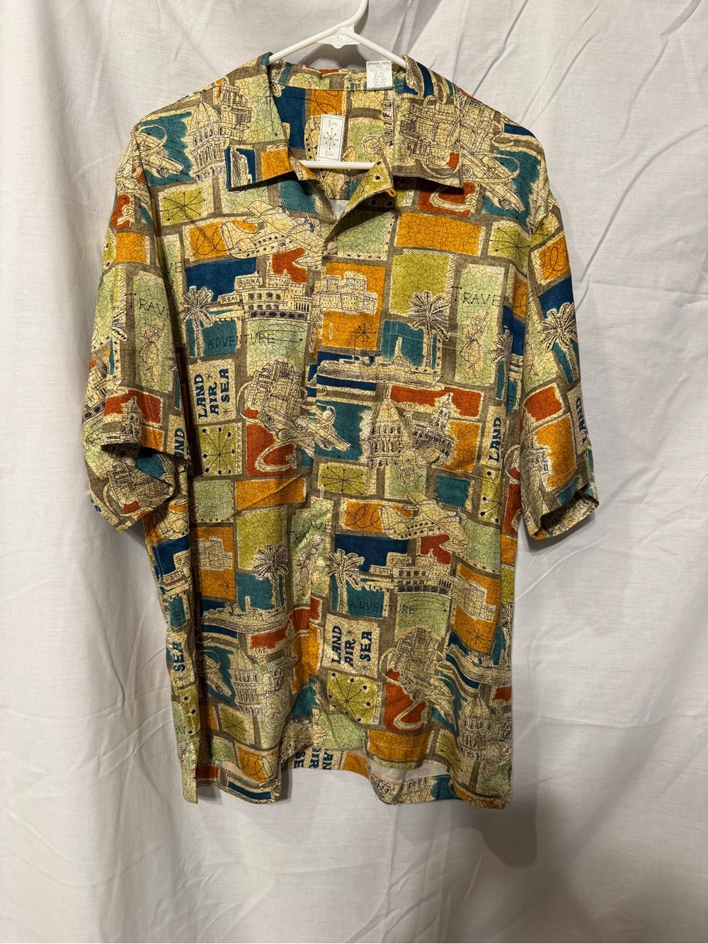Men's Short-Sleeve Button-Down Shirt in Multi Color Travel Print